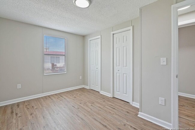 Building Photo - 234 Twin Creek Dr