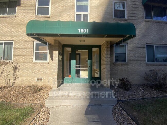 Building Photo - 2100 Franklin St