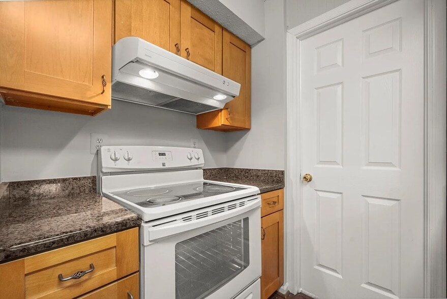 Building Photo - 4001 Bittern Ct