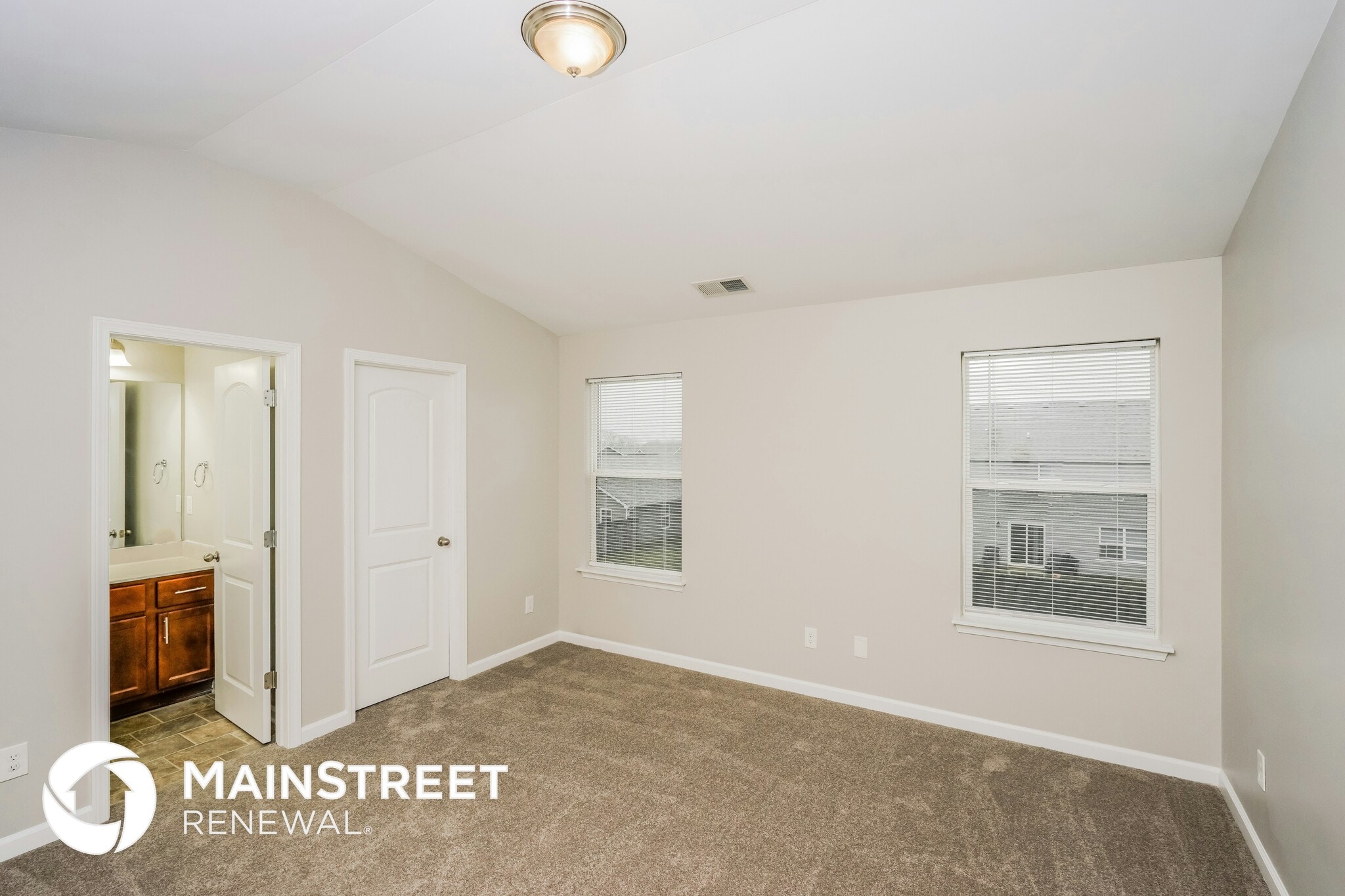 Building Photo - 2236 Walcot Wy