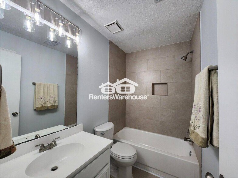 Building Photo - 8534 Dawnridge Dr