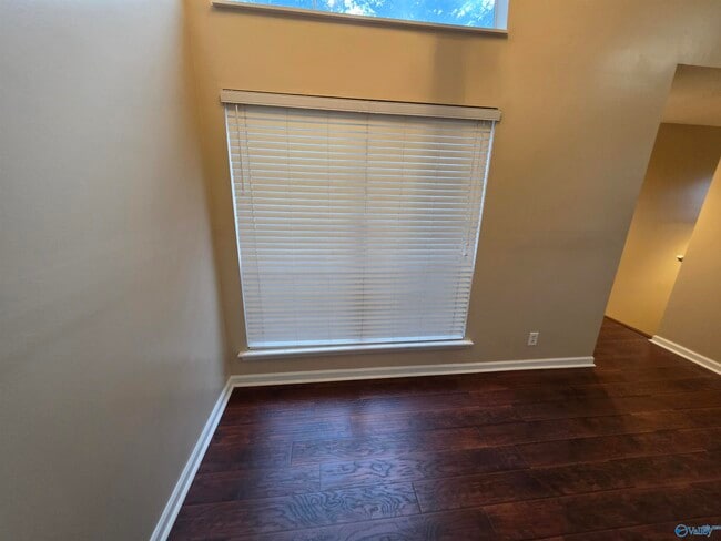 Building Photo - 1127 Stones Throw Dr NW