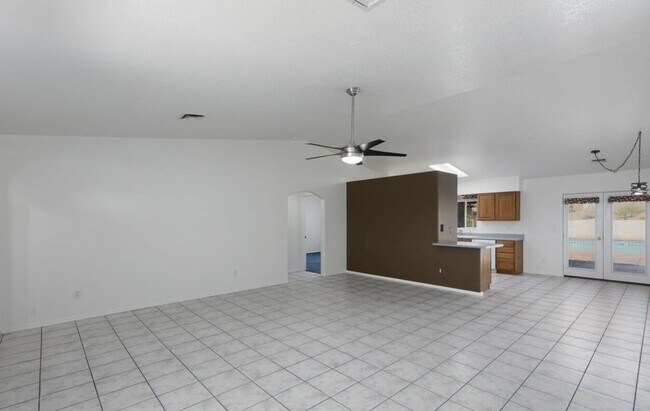Building Photo - 3 Bedroom - 2 Bath Pool Home