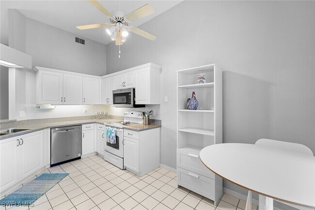 Building Photo - 2651 Citrus Lake Dr