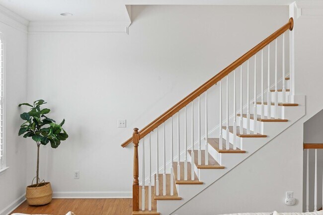Building Photo - 124 Palm Cove Way