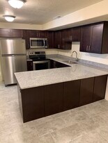 Building Photo - 123 W 7500 S