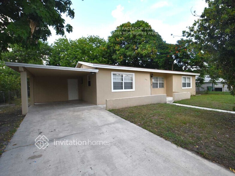 Primary Photo - 3421 NW 1st St