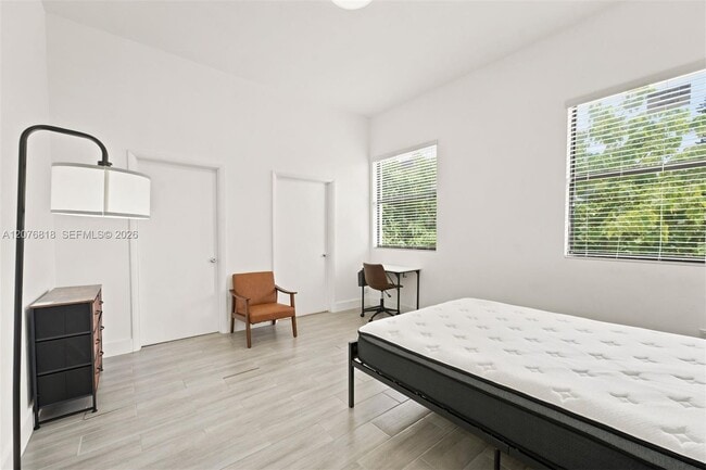 Building Photo - 1544 NW 59th St