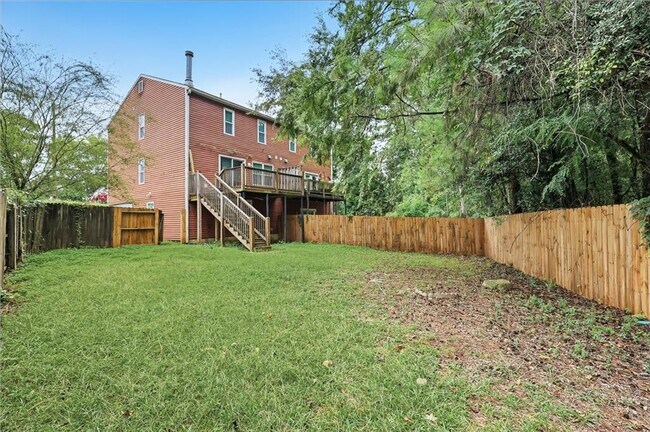 Building Photo - 3447 Kingswood Run