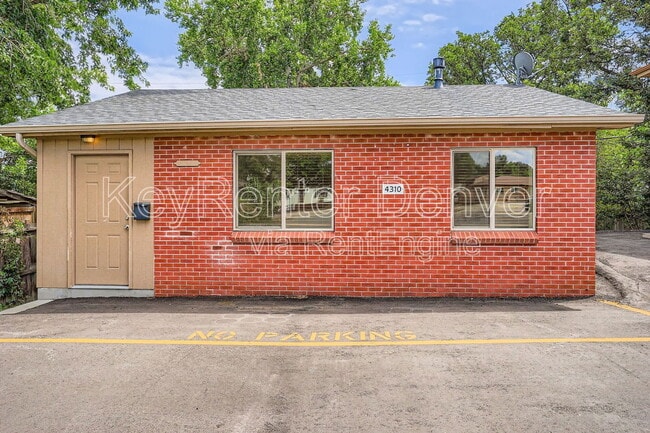 Building Photo - 4310 N Harlan St