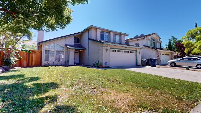 Building Photo - 490 Silvertail Pl