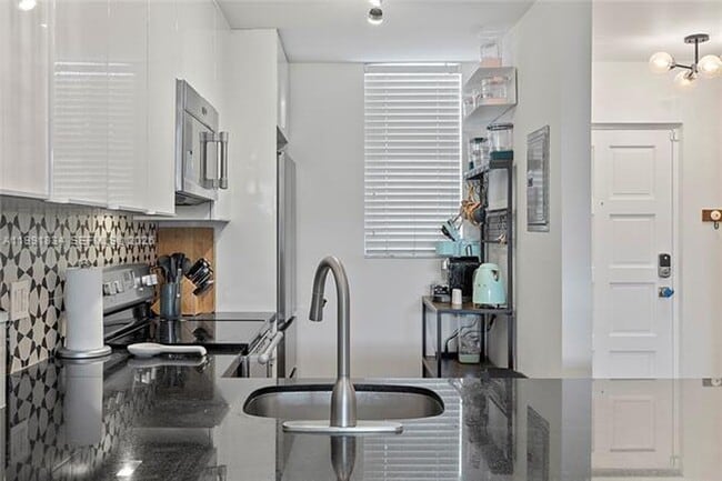 Building Photo - 777 NE 62nd St