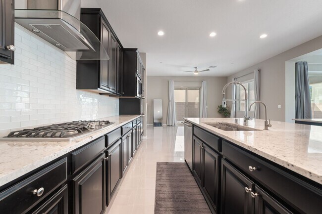 Building Photo - 813 Horizon Canyon Dr