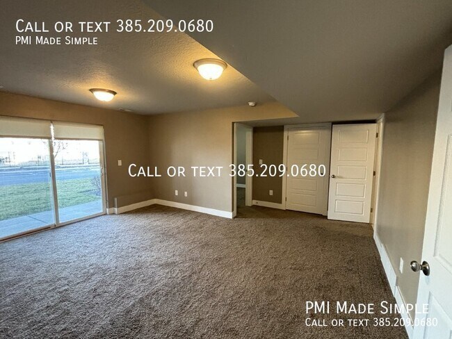 Building Photo - 2302 S Long Dr