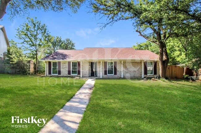 Building Photo - 1113 Wood Creek Cir