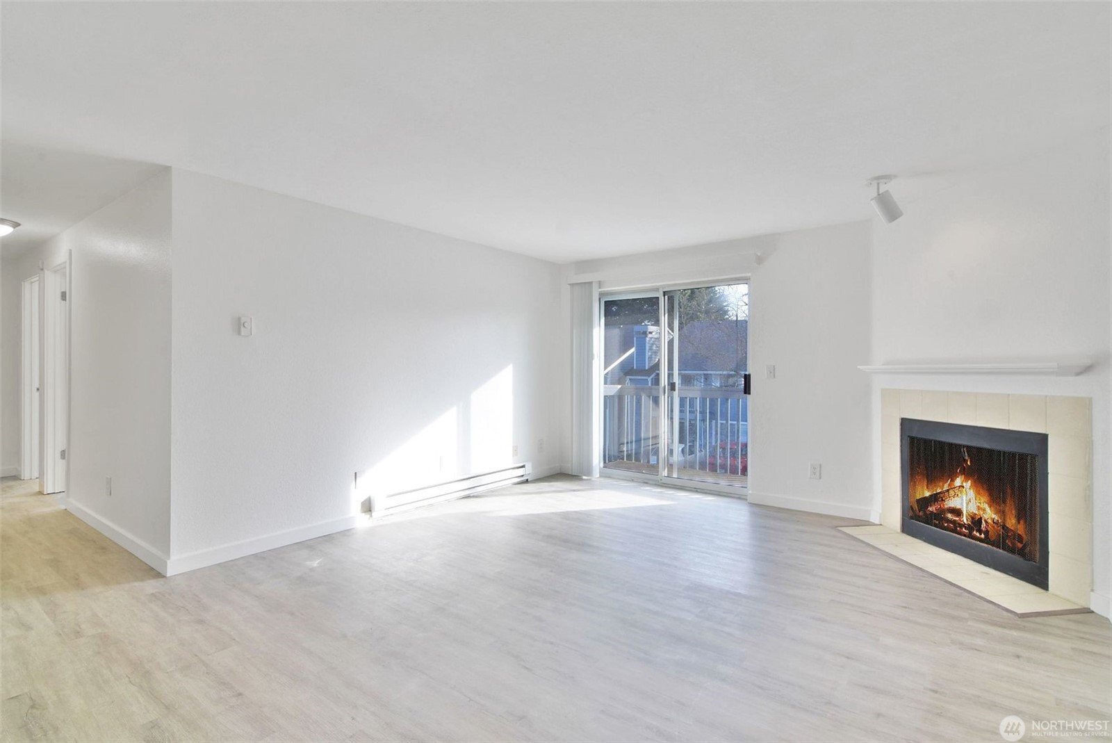 Building Photo - 16817 Larch Way