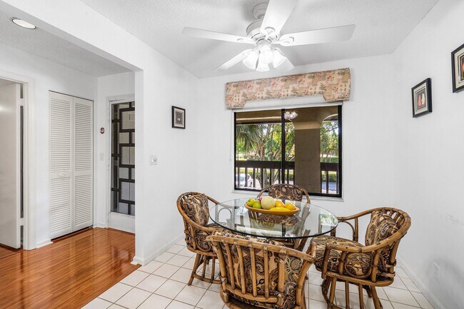 Building Photo - 10137 Mangrove Dr