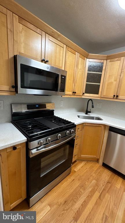 Building Photo - 436 Westshire Dr