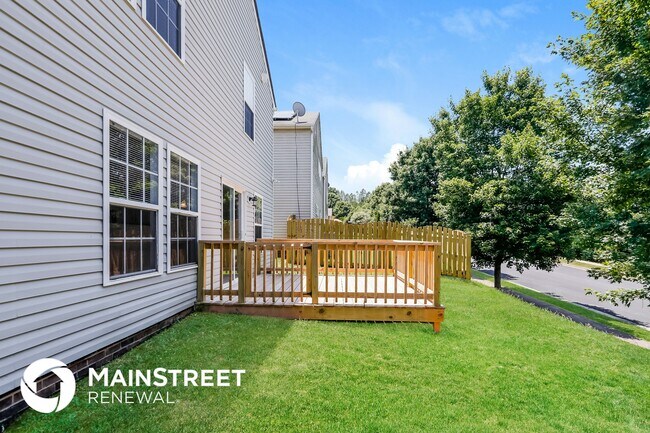 Building Photo - 2041 Dunsmore Ln
