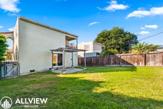 Building Photo - 34602 Calle Rosita