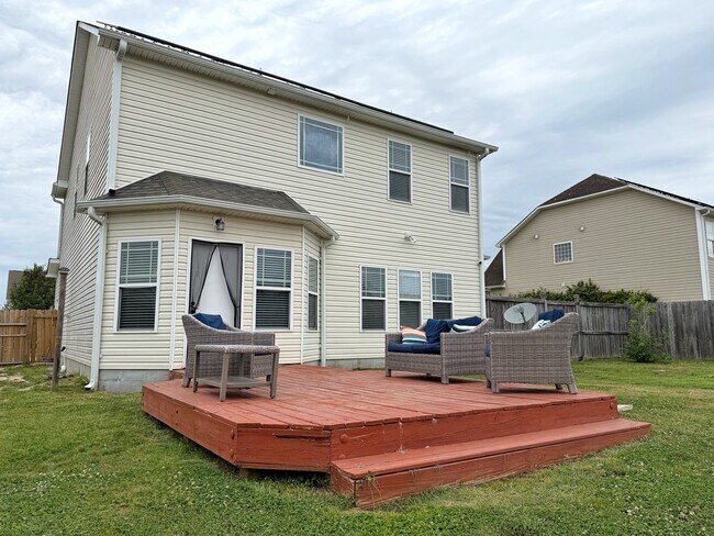Building Photo - 124 Landover Drive