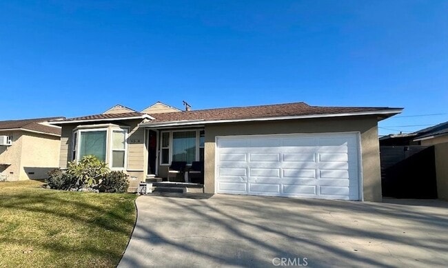 Building Photo - 4318 Conquista Ave