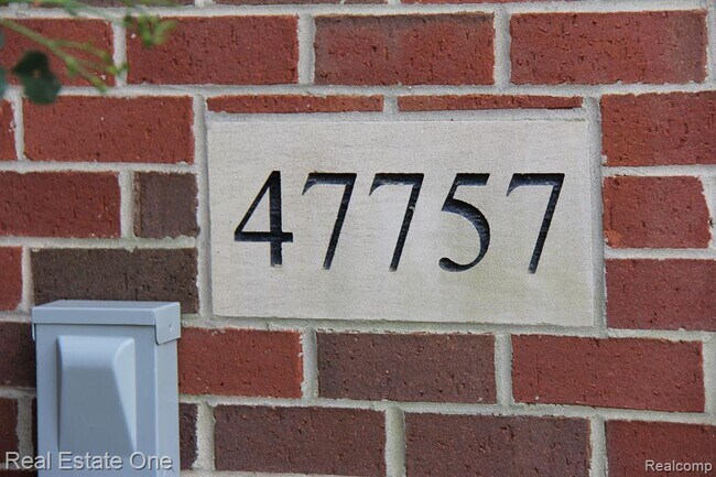 Building Photo - 47757 Alden Terrace N