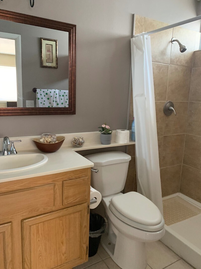 Building Photo - 5540 Great Divide St