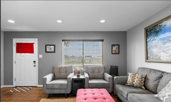 Building Photo - 2105 S Hazel Ct