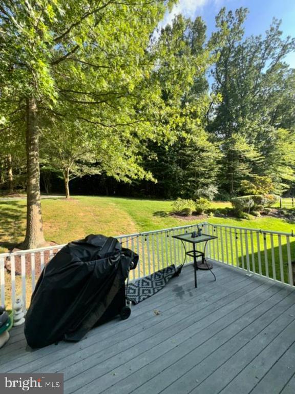 Building Photo - 122 Whiteland Hills Cir
