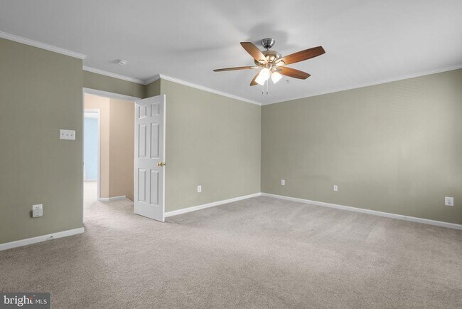 Building Photo - 6381 Stockbridge Overlook Ct
