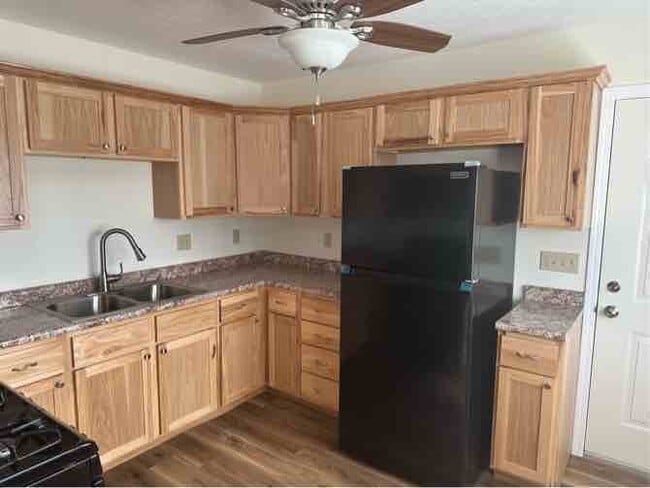 Building Photo - 3150 Jacqueline Dr