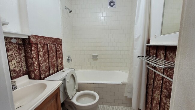 Bathroom - 1521 Monterey Blvd