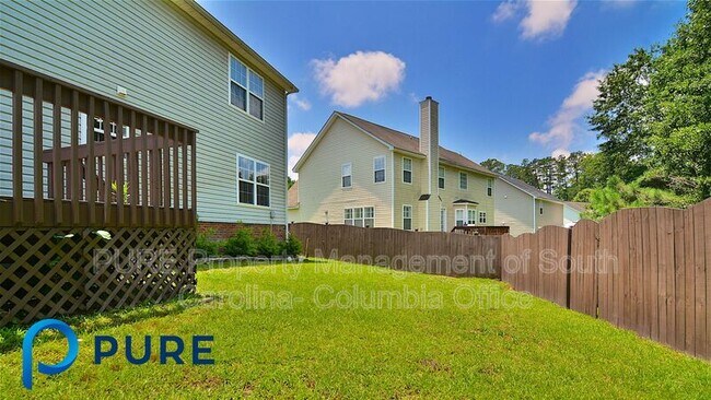 Building Photo - 229 Kenmore Park Dr