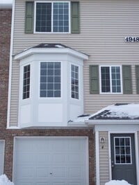 Building Photo - Hugo 2 Bed/2 Bath Water's Edge Townhome - ...