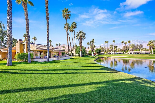 Building Photo - Country Club Home On Cathedral Canyon Golf...