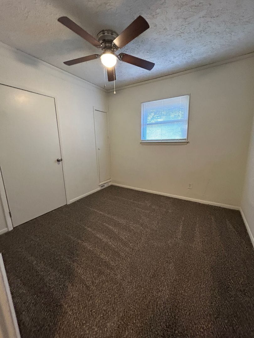 Building Photo - 625-627 S 10th Street