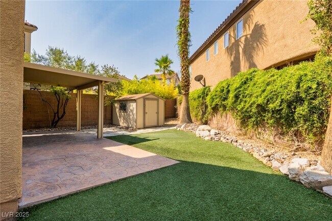 Building Photo - 511 Redruth Dr