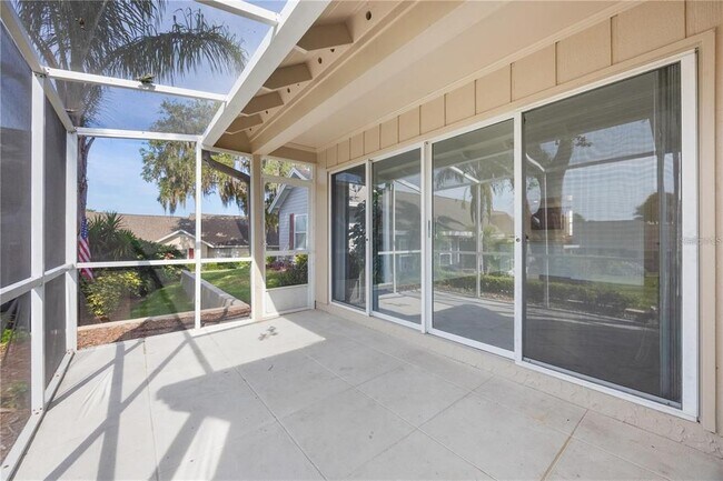 Building Photo - 1134 Villa Ln