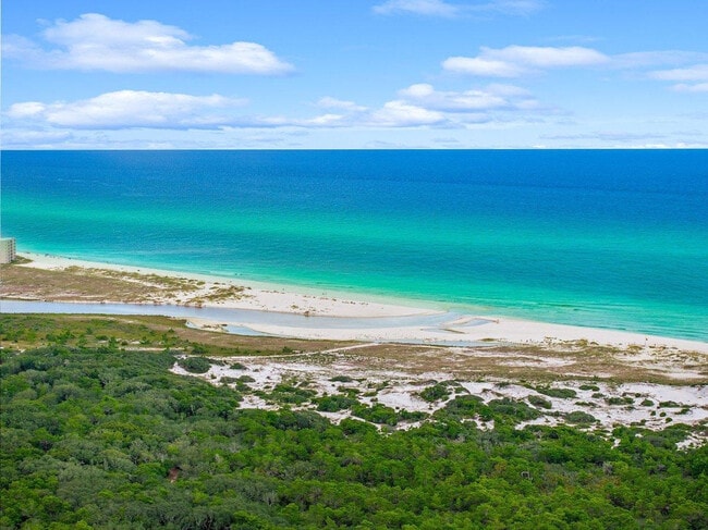 Building Photo - 122 Georgetown Ave