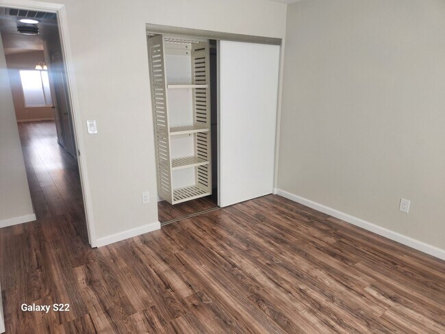 Building Photo - This is a Must See beautiful 3 bedroom, 2 ...