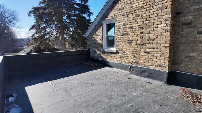 Building Photo - 5315 73rd St