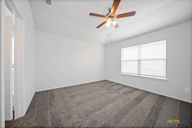 Building Photo - 2818 Wigeon Wy