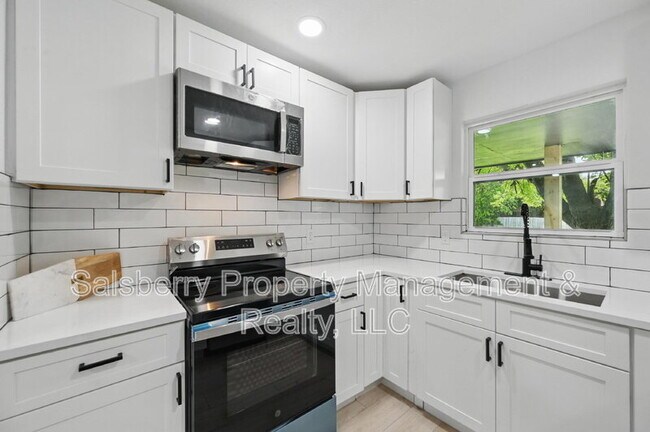 Building Photo - 406 Rickey Canyon Ave