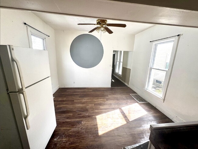 Building Photo - Affordable 3-bedroom, 1.5-bath, 2-story home!