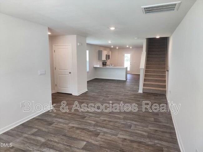 Building Photo - 8640 Brixton Shay Dr