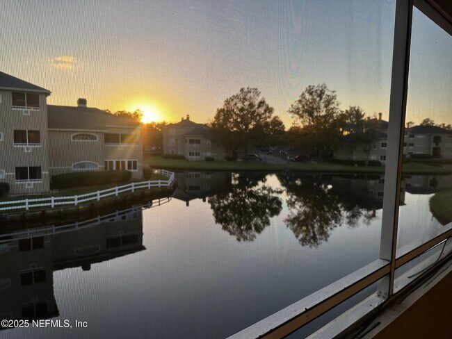 Building Photo - 1655 The Greens Way