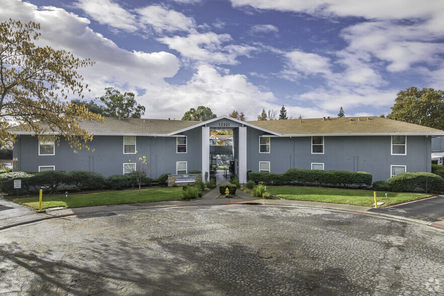 Primary Photo - Ventura Gardens Apartments