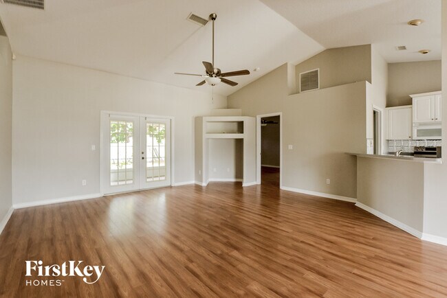 Building Photo - 1393 Pine Song Dr