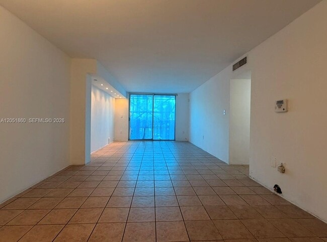 Building Photo - 1800 Sans Souci Blvd